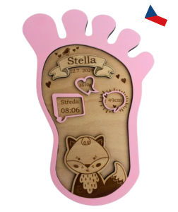 JH WoodArt Dřevěná památka k narození miminka – nožička s údaji na míru 1 ks