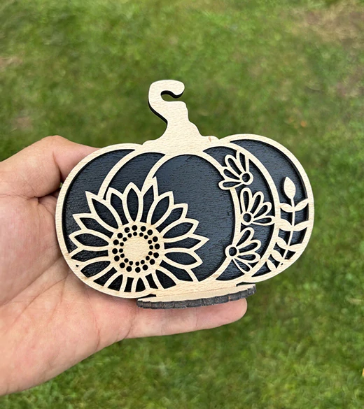 JH WoodArt Halloweenová dekorace dýně C 13 cm